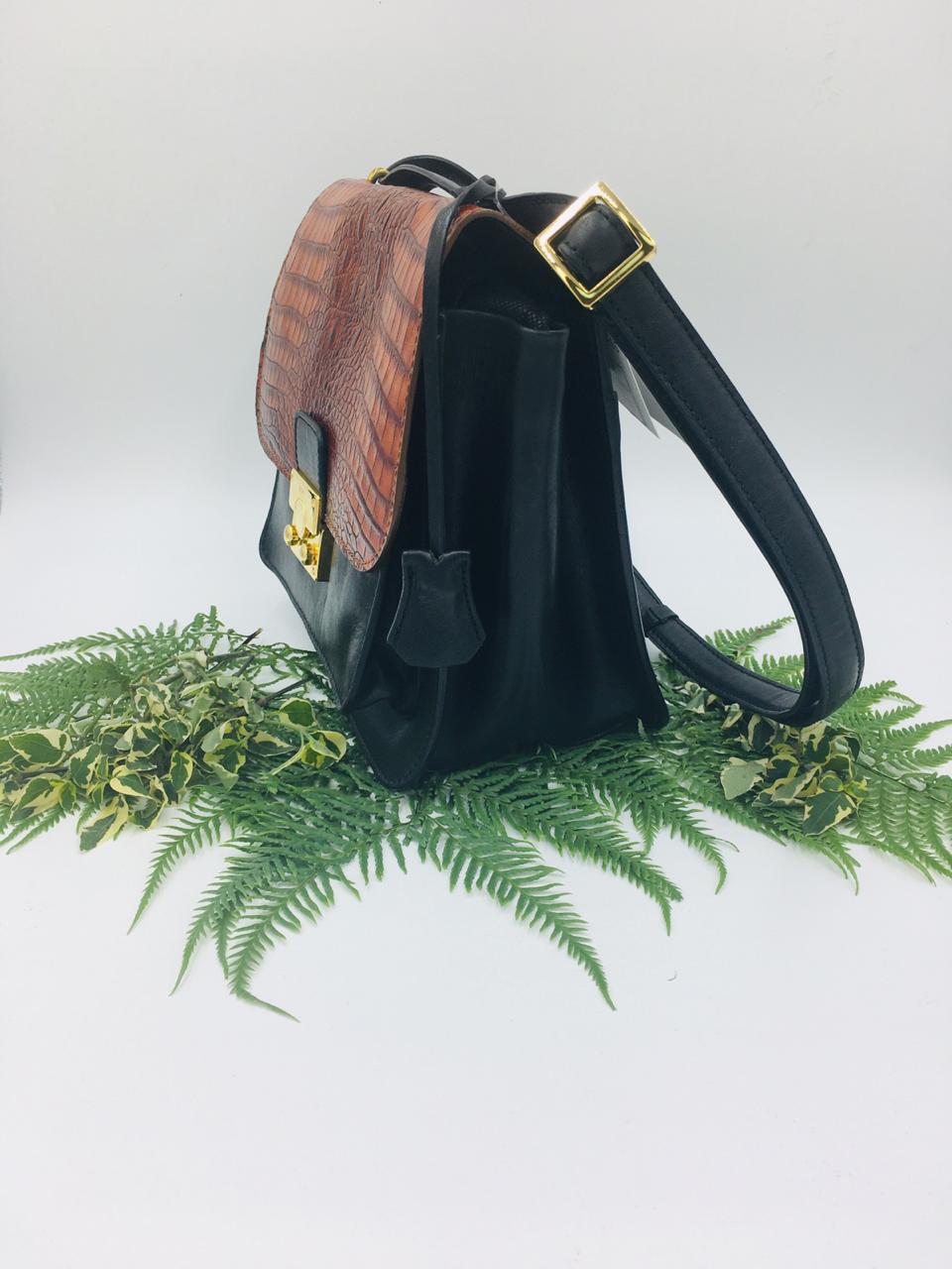 The Limited Collection: One Handle Saddle Bag