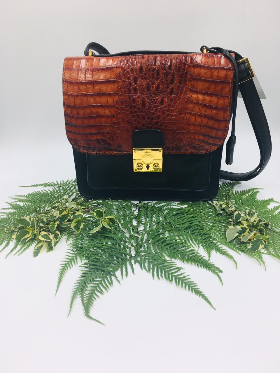 The Limited Collection: One Handle Saddle Bag